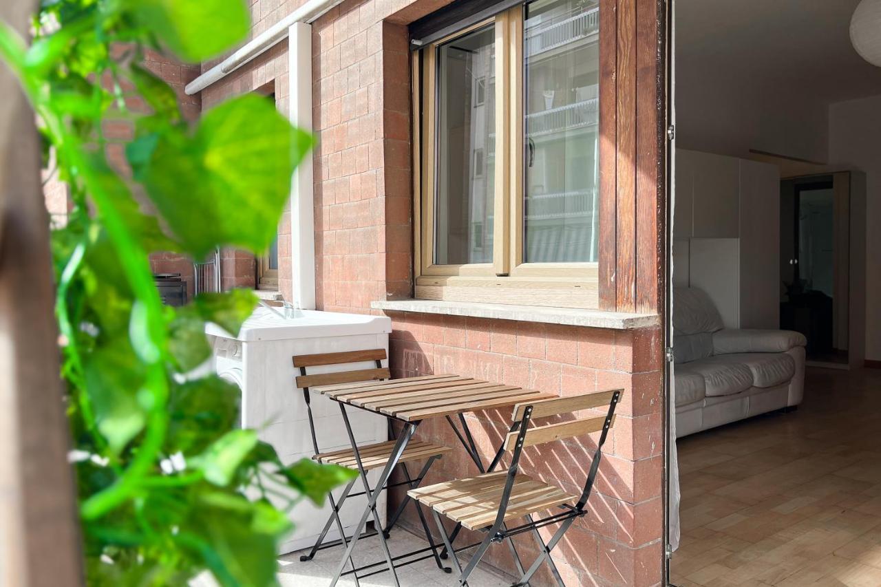 La Casa Di Roma Apartment Exterior photo